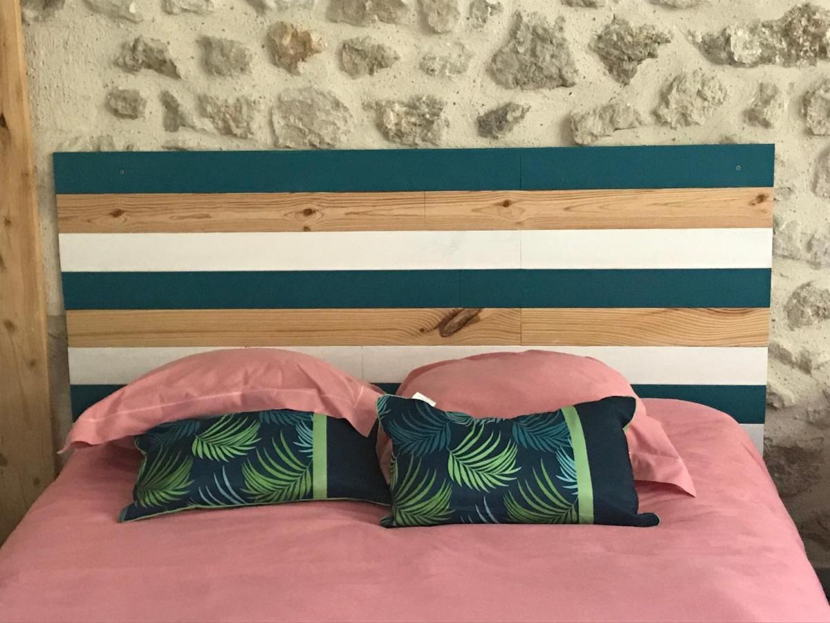 Bed and Breakfast La Marelle Avrille-les-Ponceaux Экстерьер фото